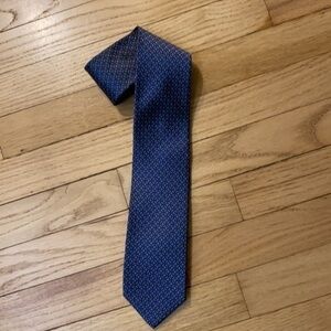 100% silk Pronto Uomi tie